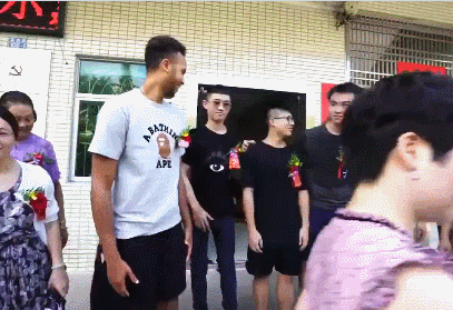 从安德森到李凯尔：中国男篮为何选择他：归化