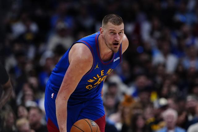 约基奇三双加抢断创历史首人 掘金逆转开拓者登